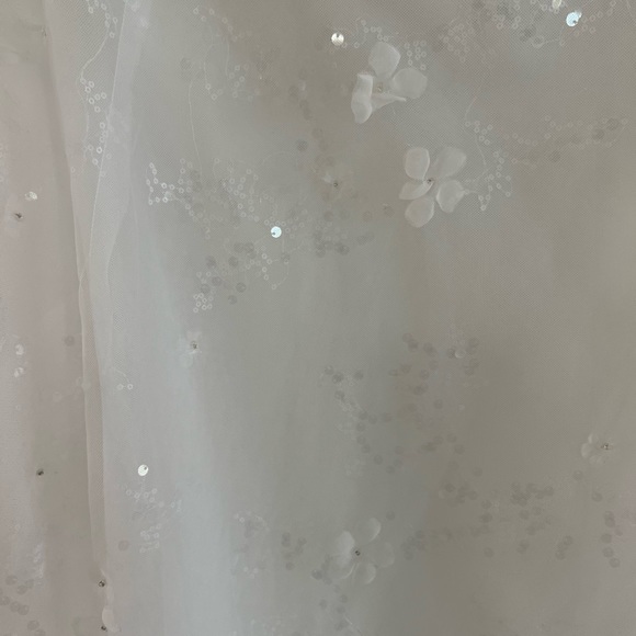 Magical VERA WANG One Shoulder Wedding Dress Plus Size 22 NEW - Picture 4 of 10